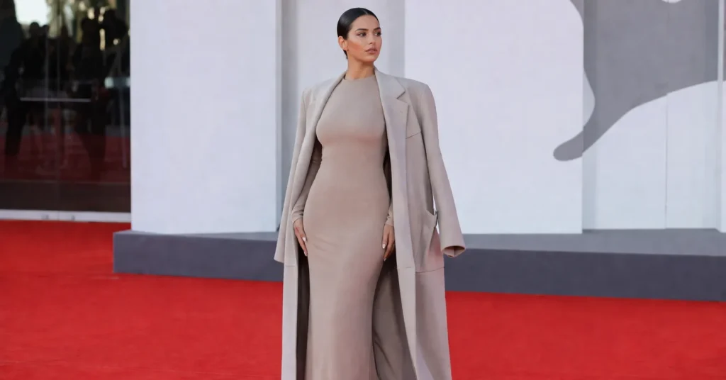 Bianca Censori Grammy outfit inspired minimalist red carpet style with structured outerwear