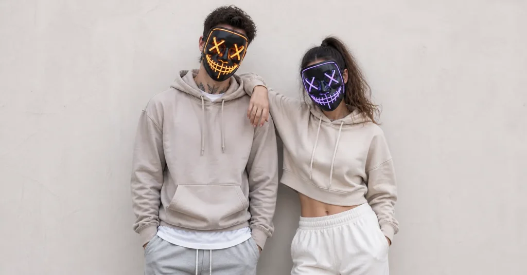 Couples scary Halloween outfits inspired by masked mystery theme